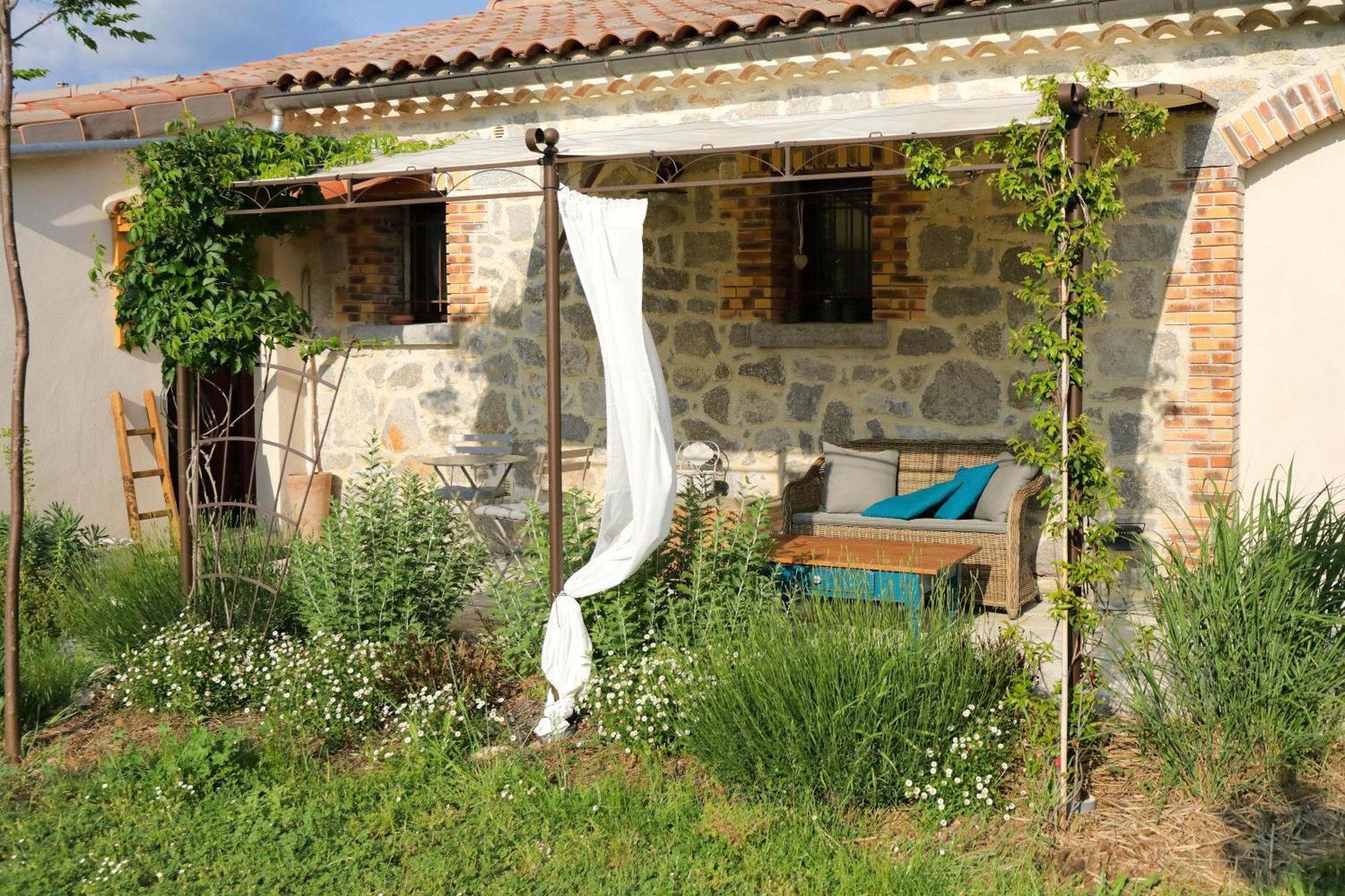 La Gourmandine Hotel Courry Kültér fotó